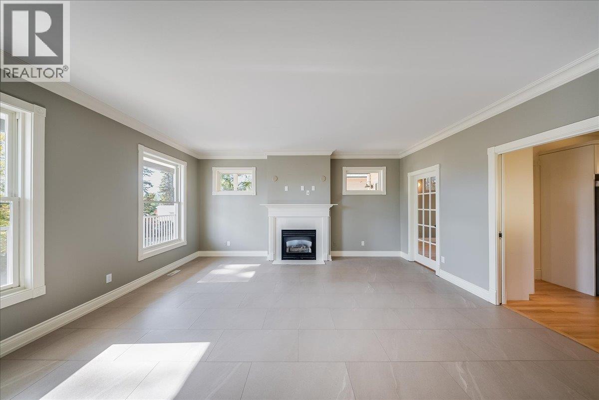 1860 Planer Crescent, Rossland - Image 1