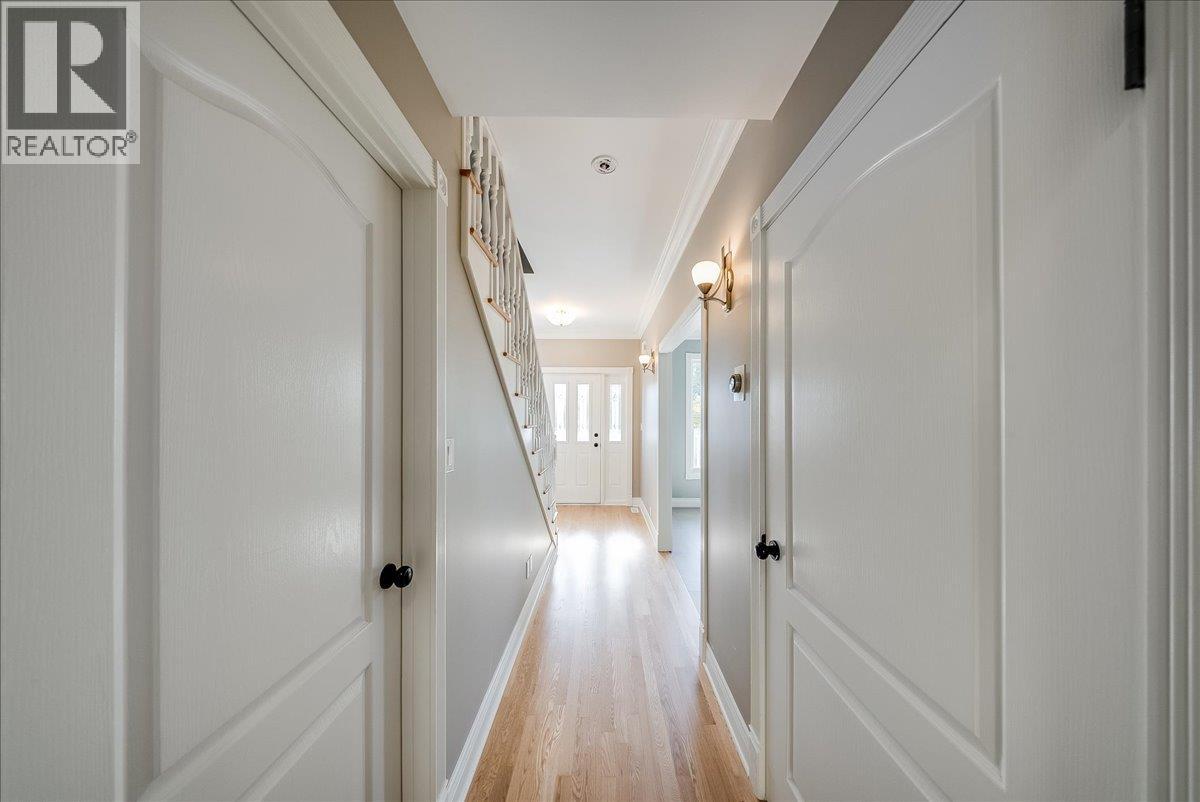 1860 Planer Crescent - 30