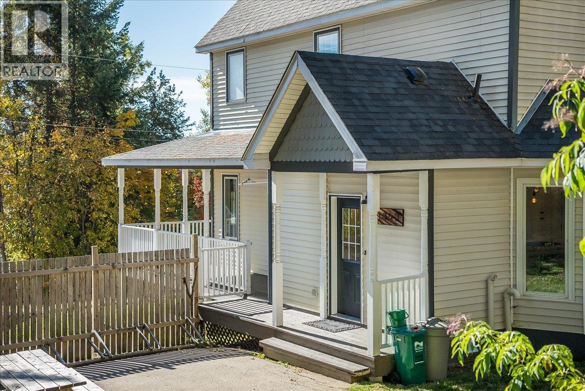 1860 Planer Crescent - 4