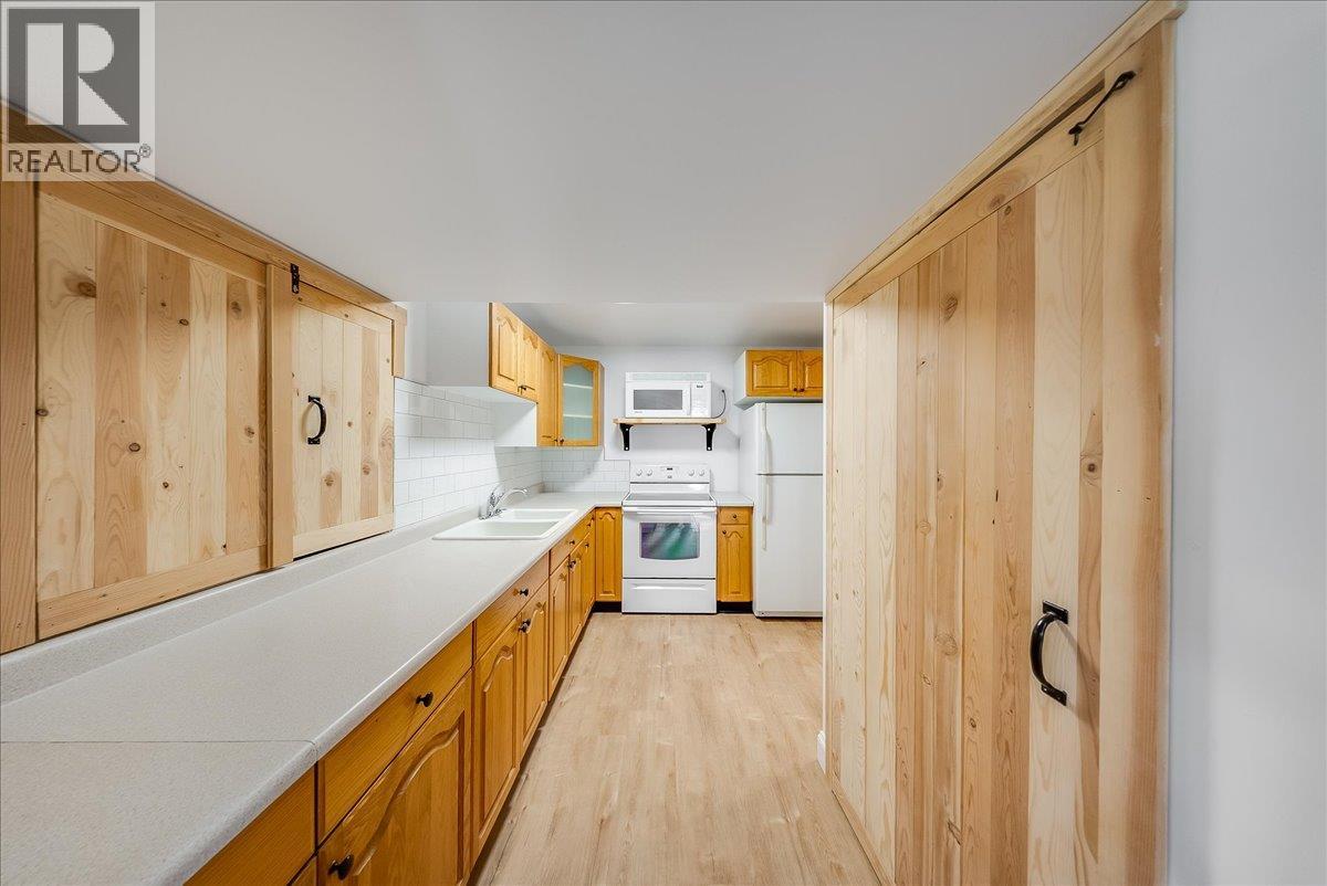 1860 Planer Crescent - 63