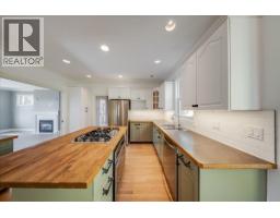 Primary Bedroom - 1860 Planer Crescent, Rossland, BC V0G1Y0 Photo 10