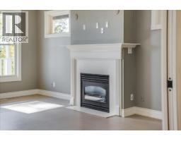 1860 Planer Crescent, Rossland, BC V0G1Y0 Photo 25