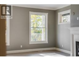 1860 Planer Crescent, Rossland, BC V0G1Y0 Photo 27