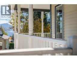 1860 Planer Crescent, Rossland, BC V0G1Y0 Photo 39
