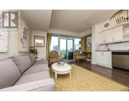 618 - 160 Vanderhoof Avenue, Toronto, ON M4G0B7 Photo 6