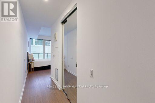 602- 101 PETER Street, Toronto, ON photo 6