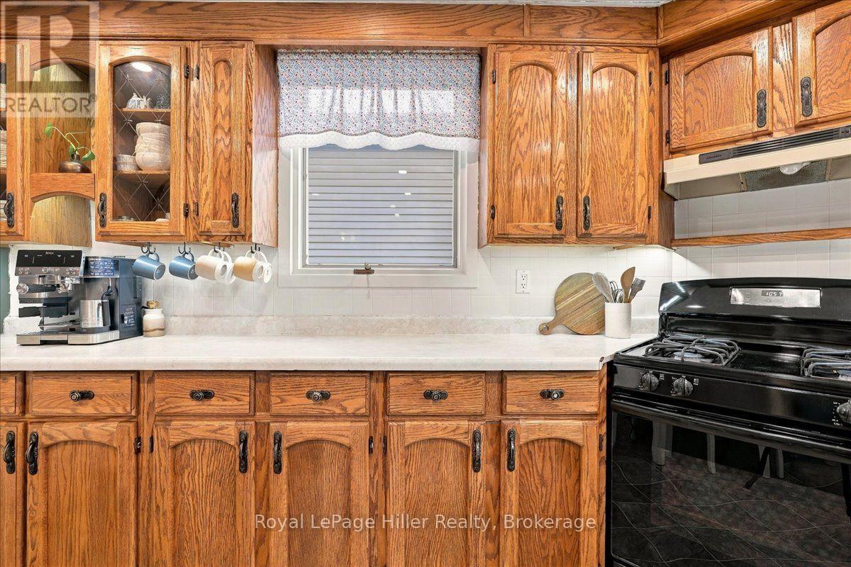 524 Brunswick Street — photo 16
