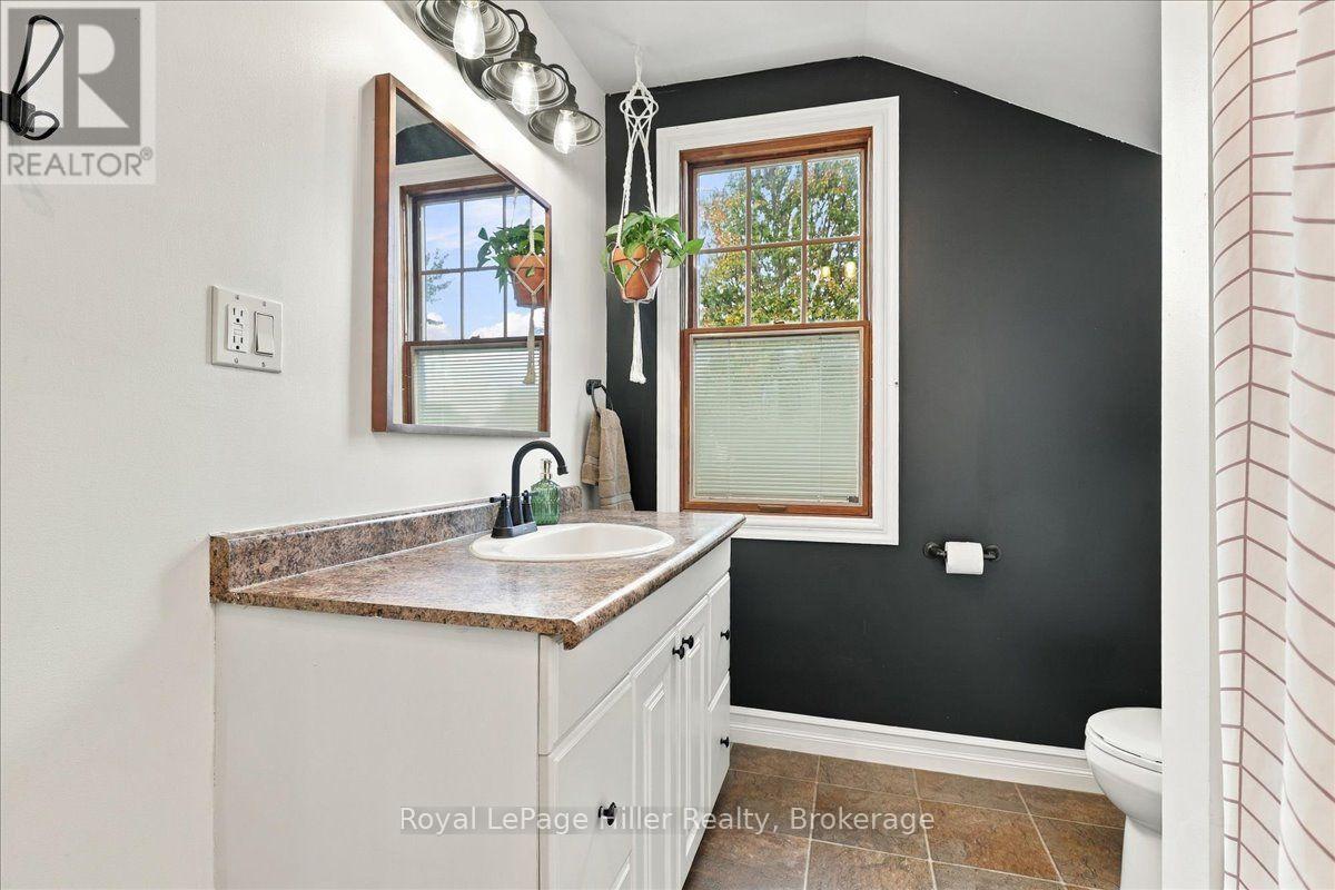 524 BRUNSWICK STREET - 26