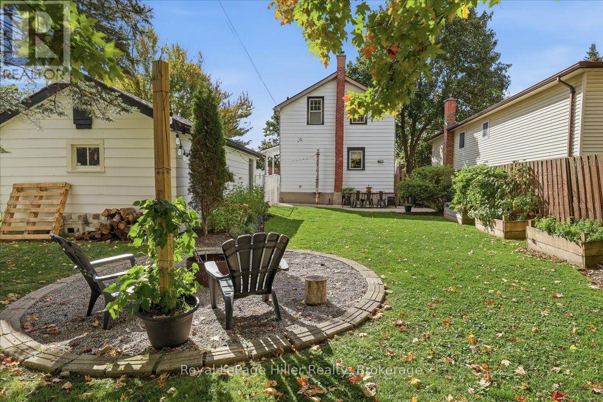 524 Brunswick Street — photo 41