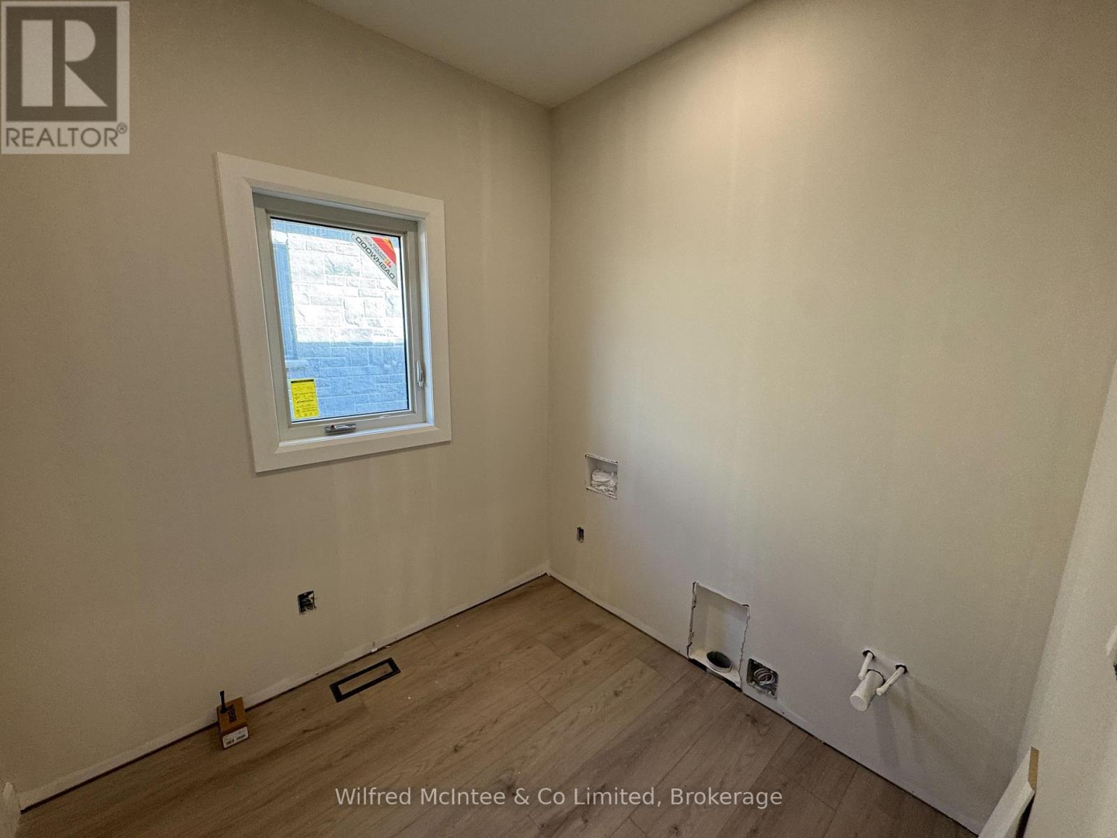 132 DEVINWOOD AVENUE - Image 9