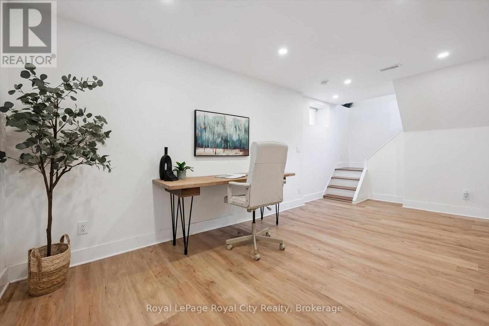 31 JAMES STREET W - Image 27