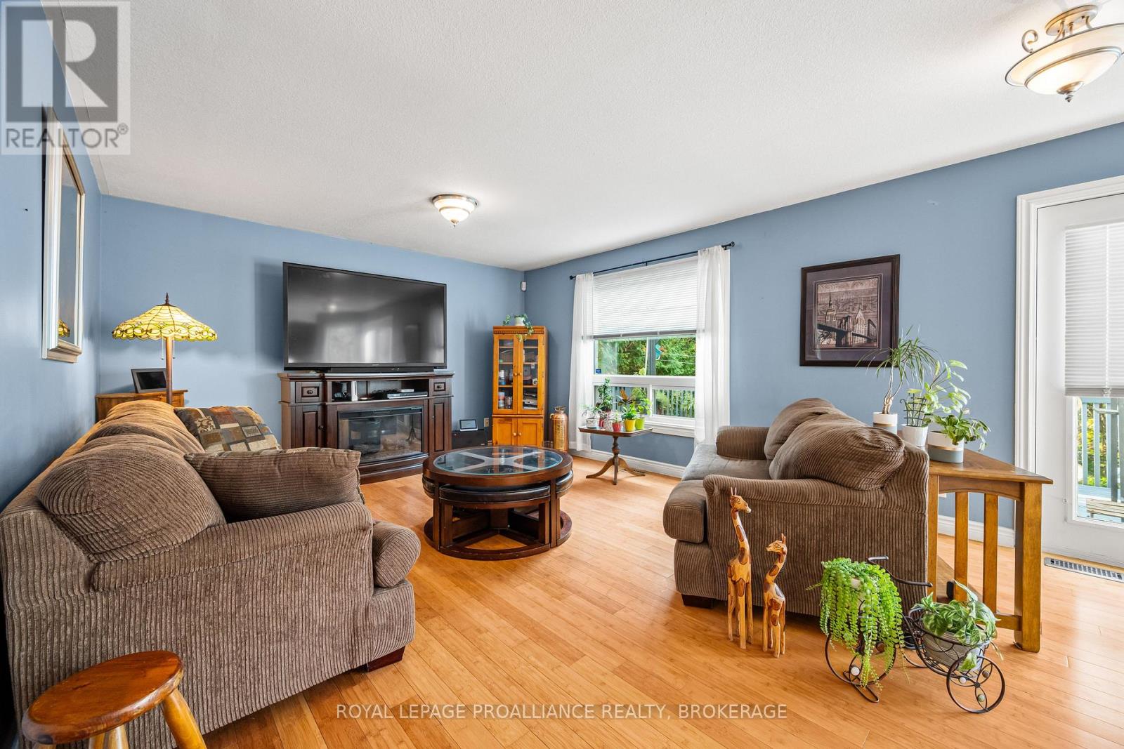 605 FERNMOOR DRIVE - 13