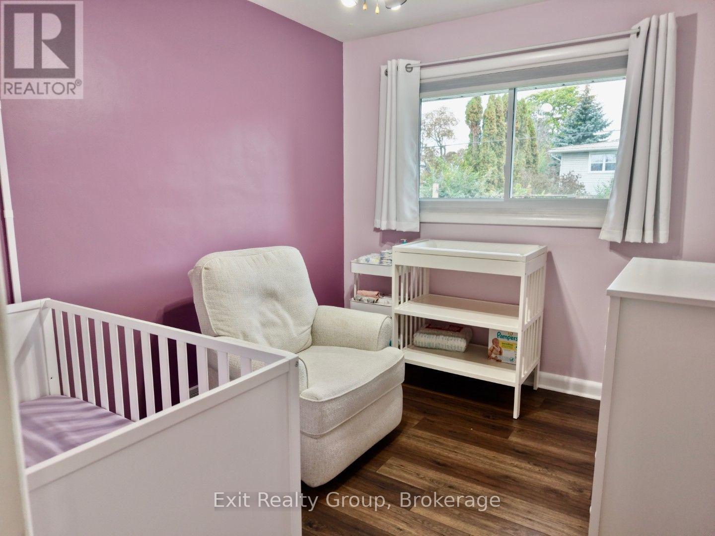 42 THIRD AVENUE - 15