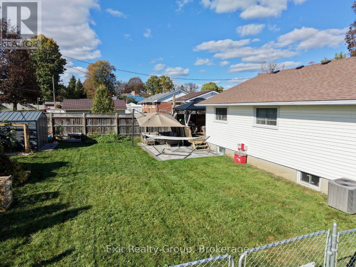 42 Third Avenue, Quinte West, ON photo 19
