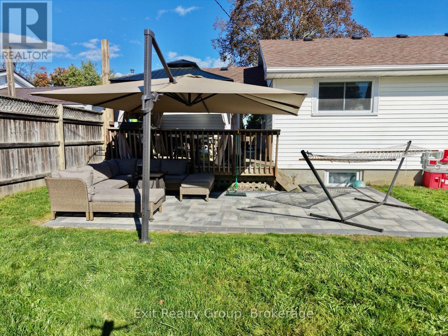 42 THIRD AVENUE - 21