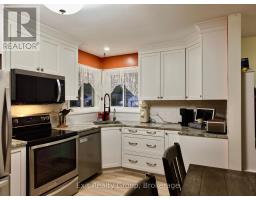 Laundry room - 42 Third Avenue, Quinte West, ON K8V5N2 Photo 11