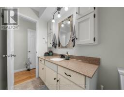 212 Main Street, Deseronto), ON K0K1X0 Photo 20