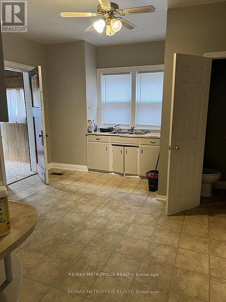 329 Ritson Road South, Oshawa, ON photo 9