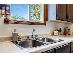 Kitchen - 55 Windwood Drive, Leamington, ON N8H4M8 Photo 9