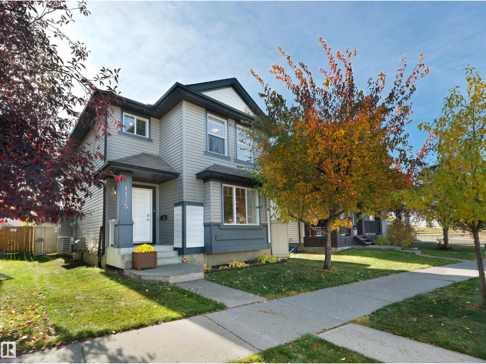 1175 36 AV NW - 1