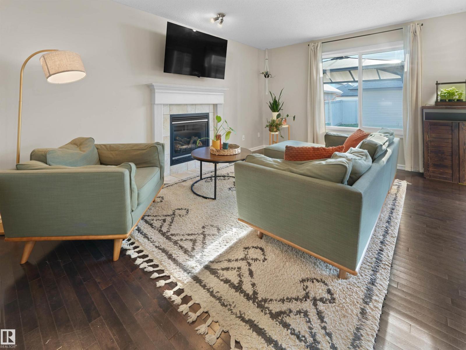 1175 36 AV NW - 11