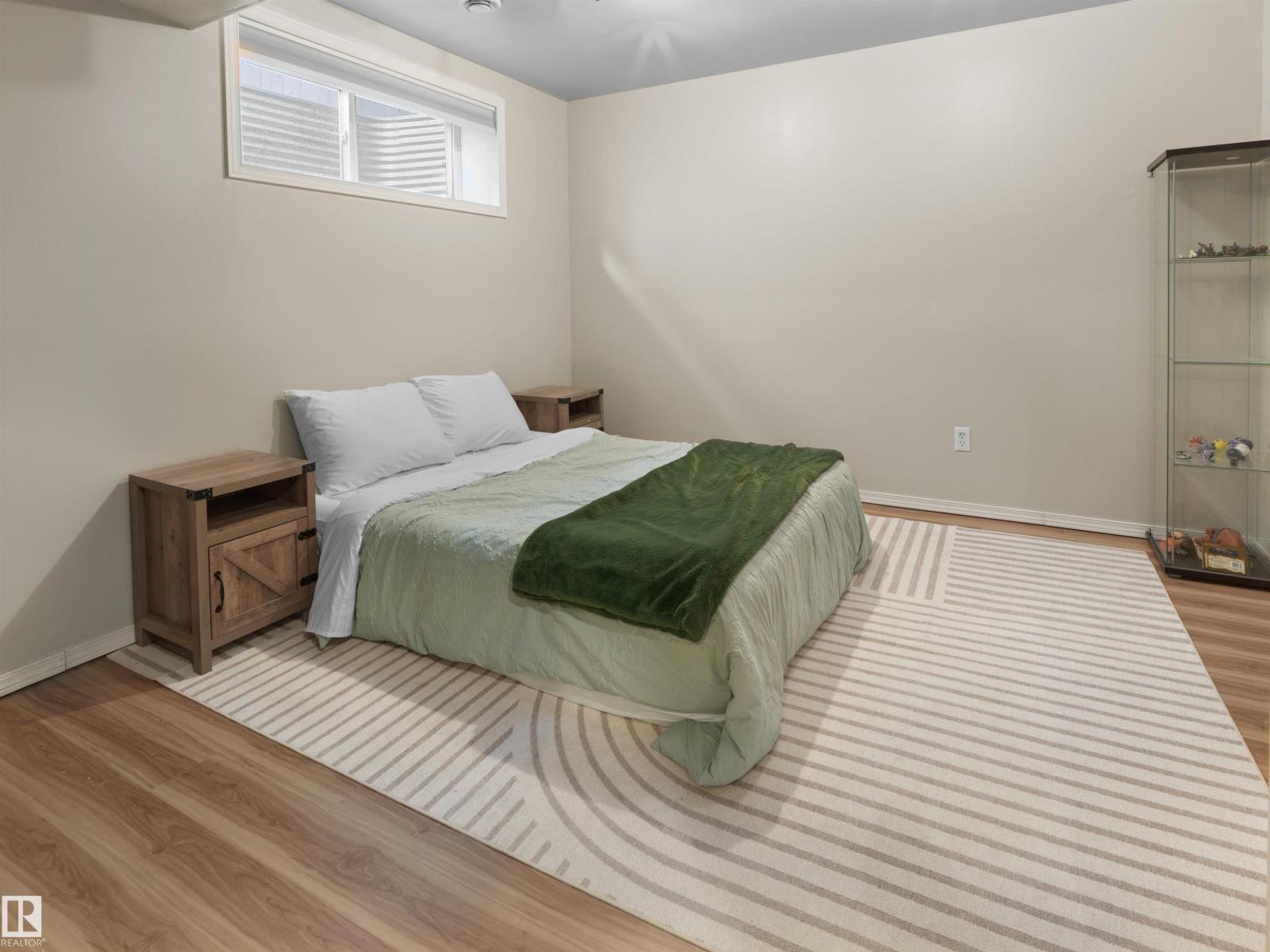1175 36 AV NW - 24
