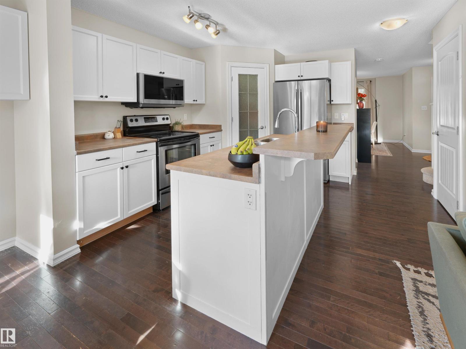 1175 36 AV NW - 6