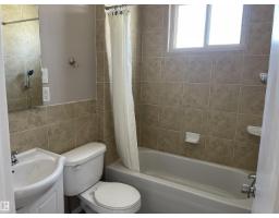 11161 96 St Nw, Edmonton, AB T5G1S8 Photo 8
