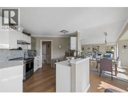 Kitchen - 3219 Point Pl, Nanaimo, BC V9T5V2 Photo 11