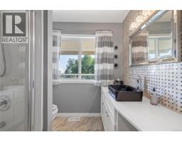 3219 Point Pl, Nanaimo, BC V9T5V2 Photo 32