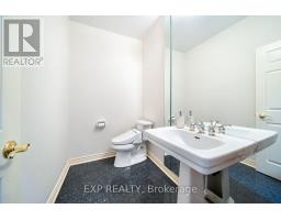 2 Shallmar Gardens, Richmond Hill, ON L4B3G4 Photo 19