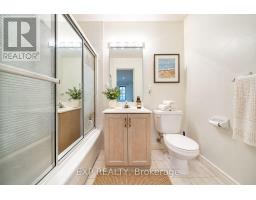 2 Shallmar Gardens, Richmond Hill, ON L4B3G4 Photo 31