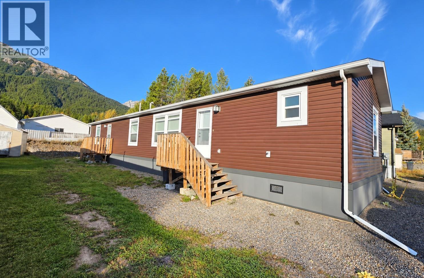 23 DEERBORNE Drive - 22