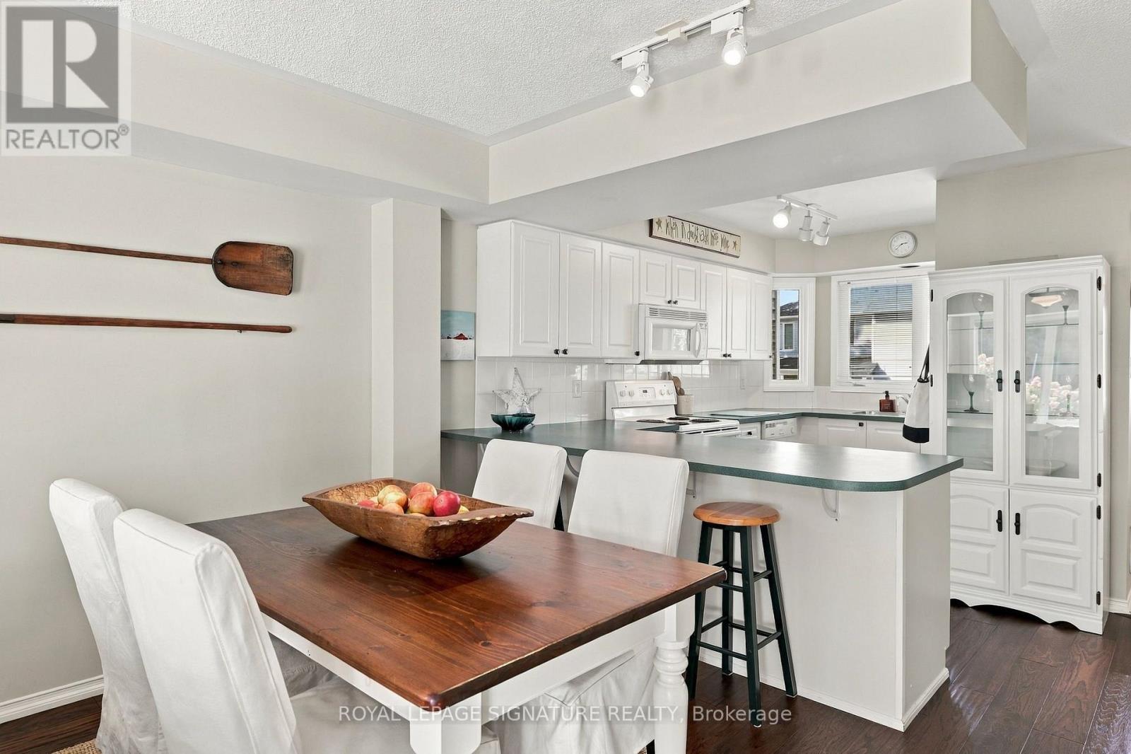 9 Valleymede Court, Collingwood, ON photo 5