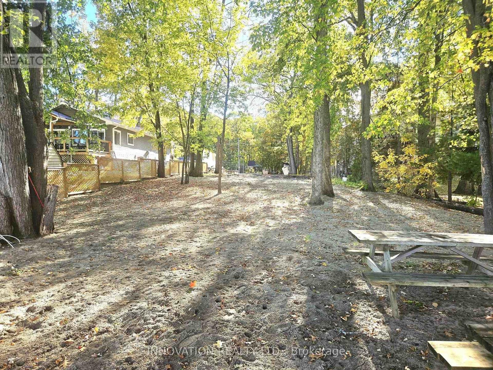 628 Bayview Drive — photo 17