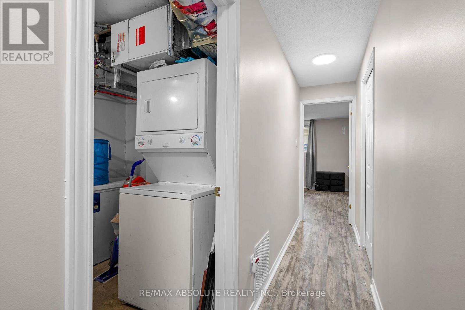 908 LONGFIELDS DRIVE - 25