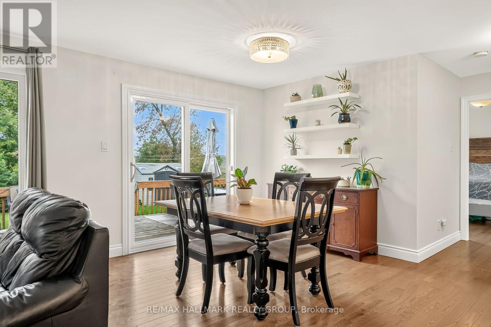 101 Queen Charlotte Street — photo 10
