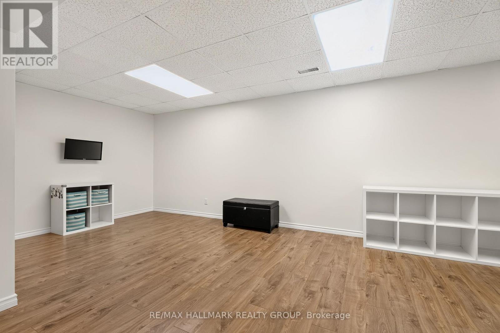 101 Queen Charlotte Street — photo 33