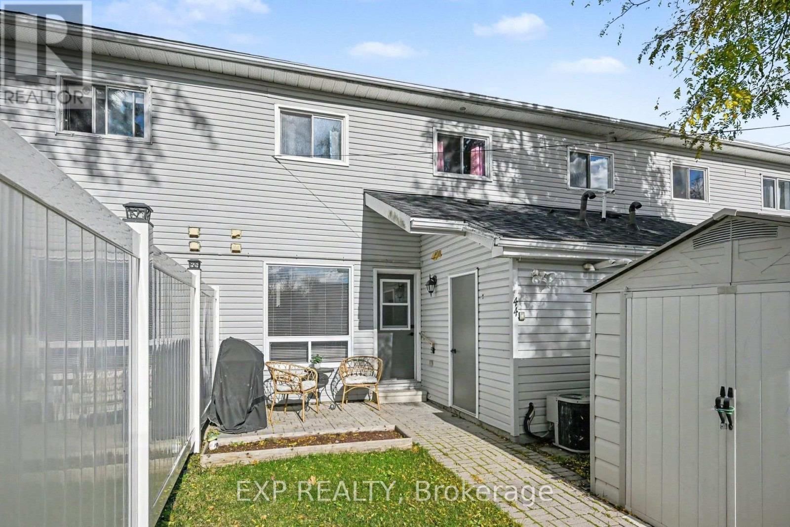 44 Union Street North — photo 28