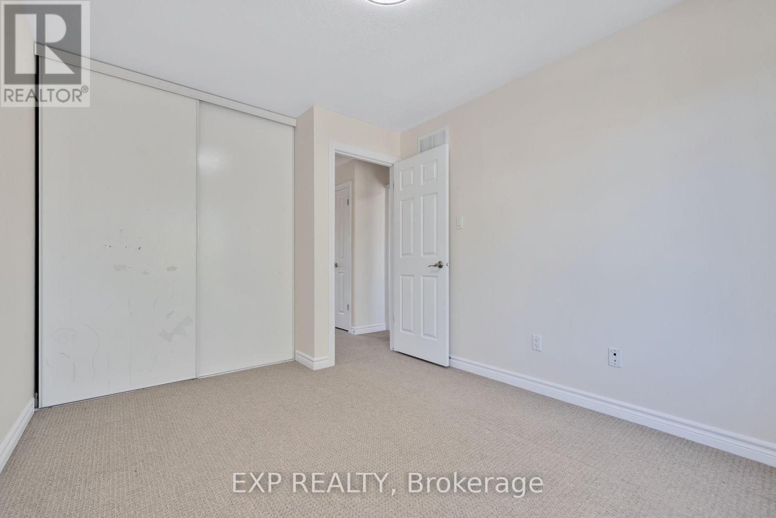 168 Garrity Crescent — photo 31