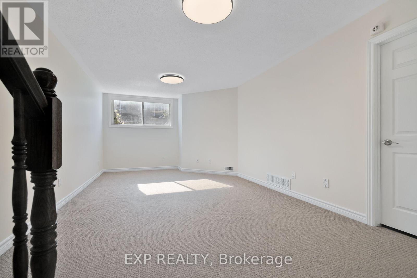168 Garrity Crescent — photo 37