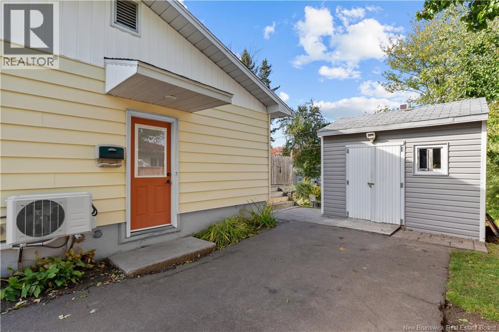35 Lindsay Street - 29