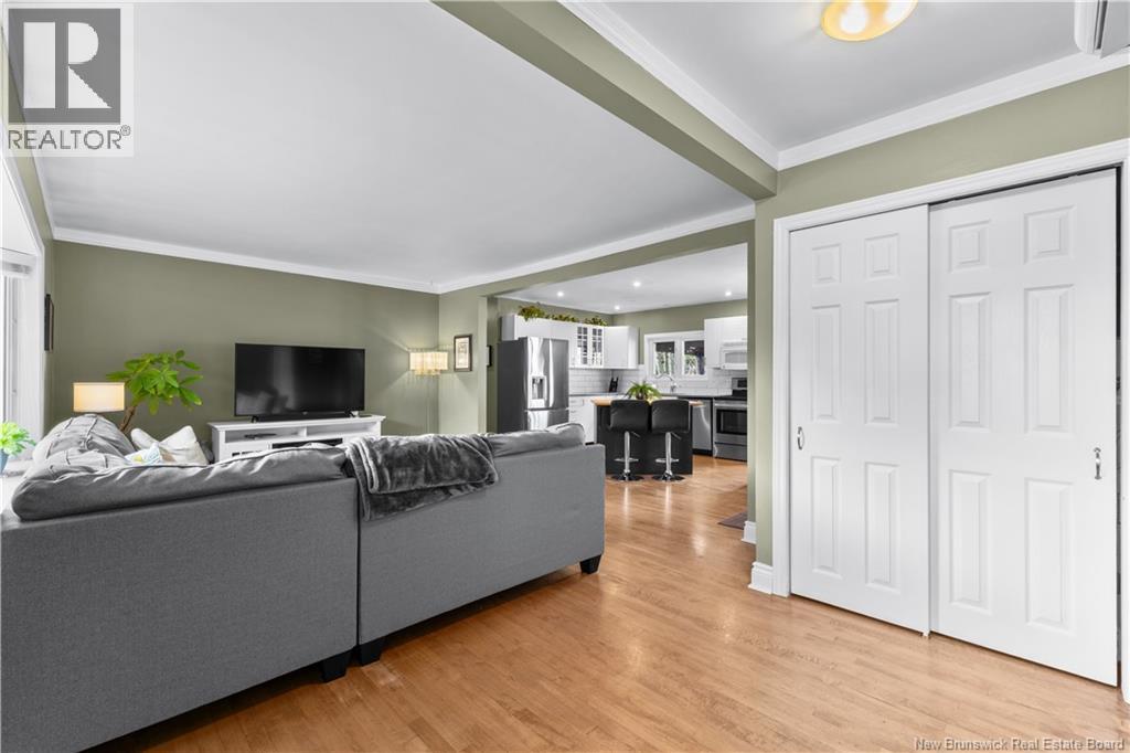35 Lindsay Street - 9