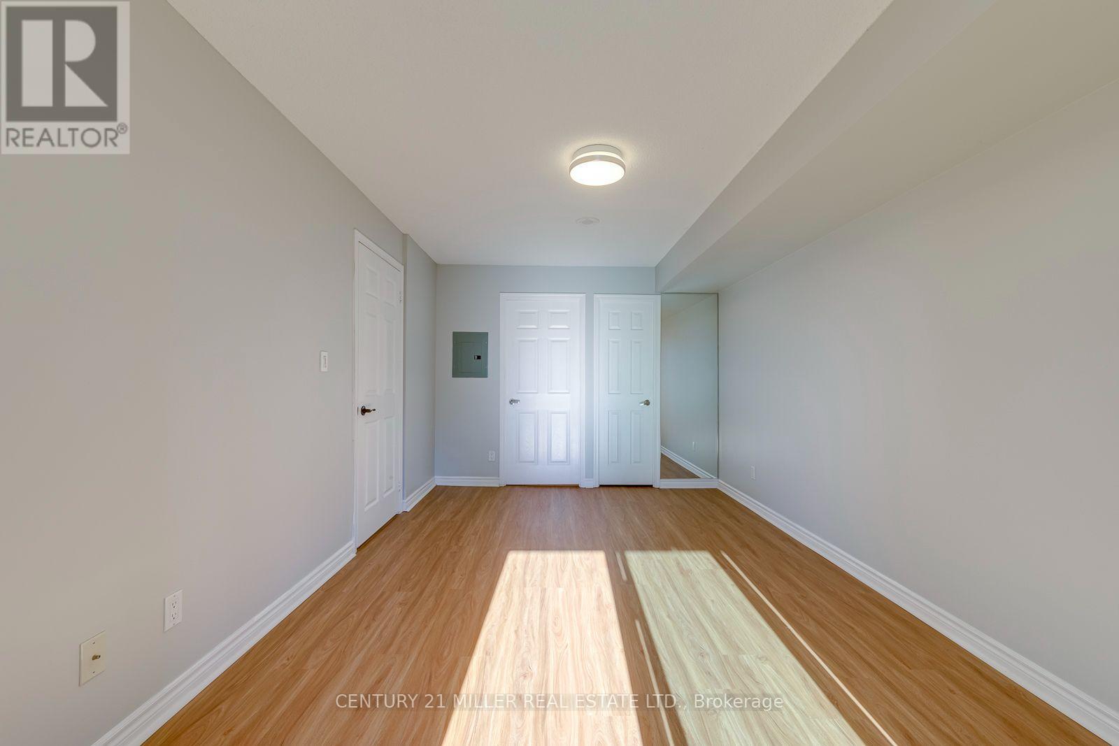 2010- 335 Rathburn Road West, Mississauga, ON photo 19