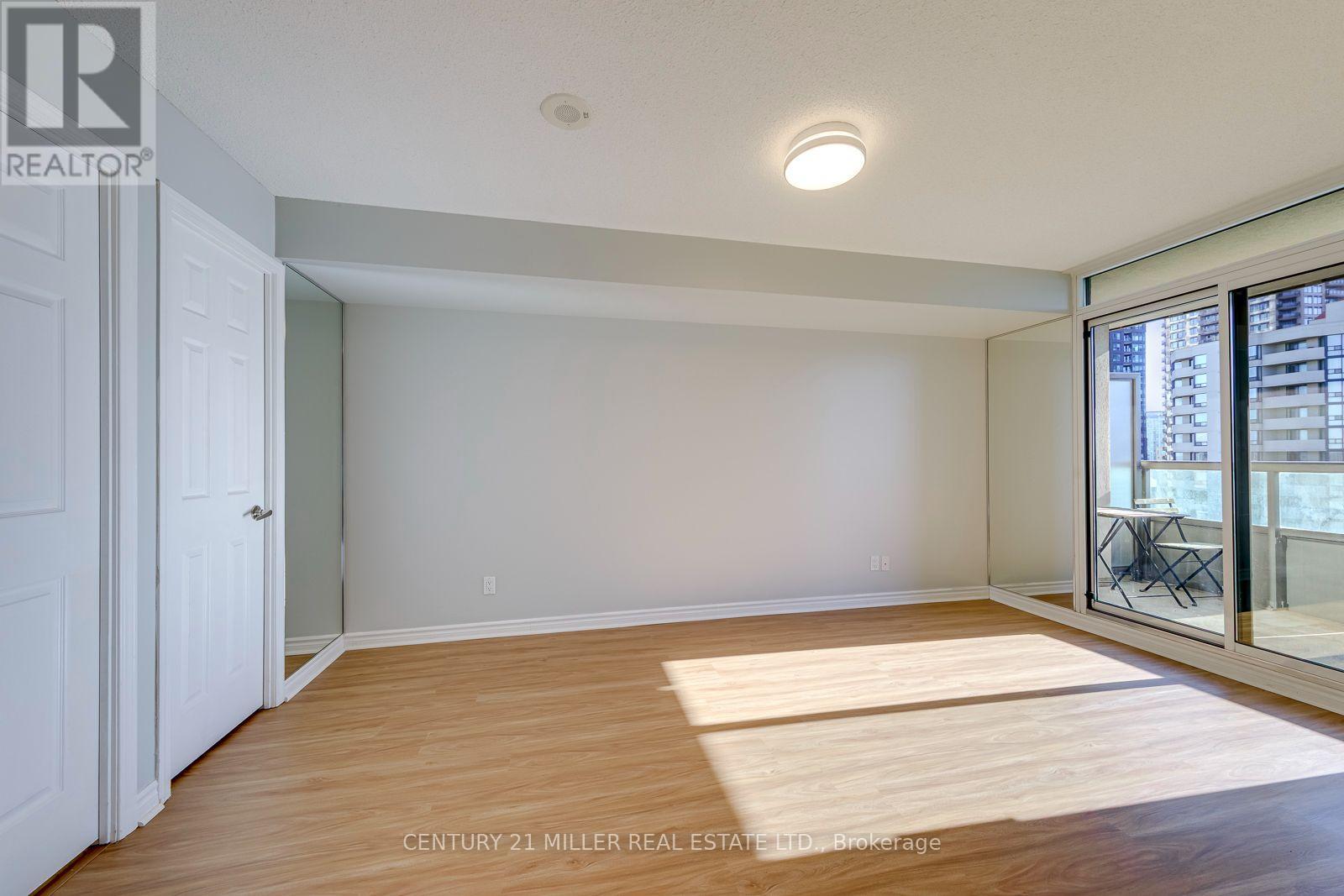 2010- 335 Rathburn Road West, Mississauga, ON photo 20