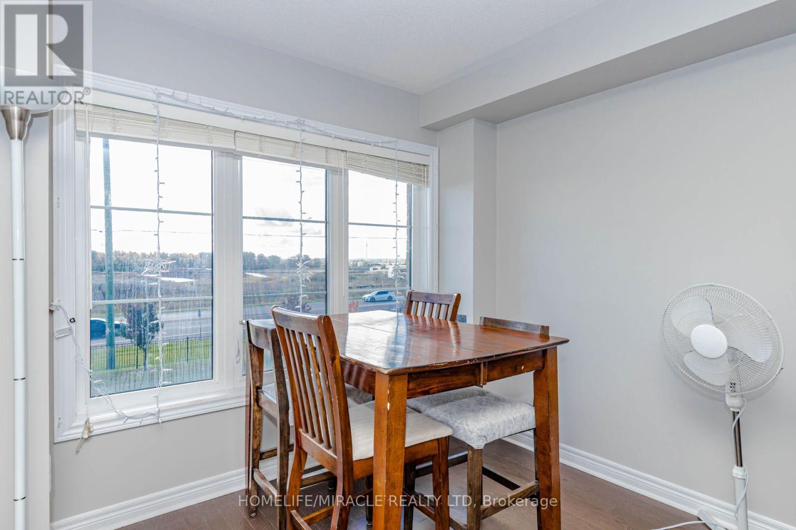45 PADBURY TRAIL - 18