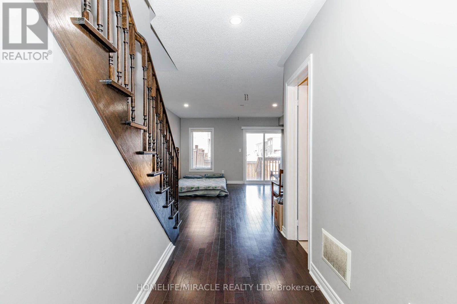 45 PADBURY TRAIL - 7