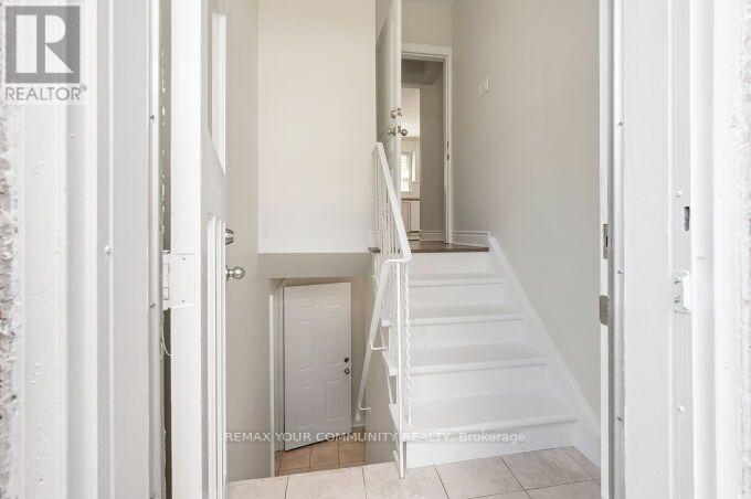 3 Indianola Drive, Toronto, ON photo 25