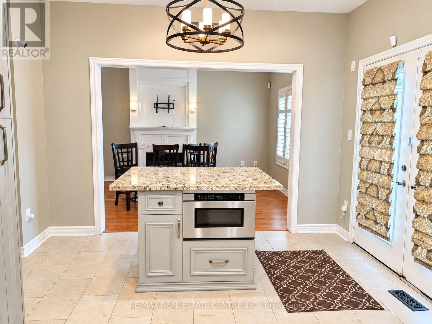 1302 Renfield Drive, Burlington, ON photo 17