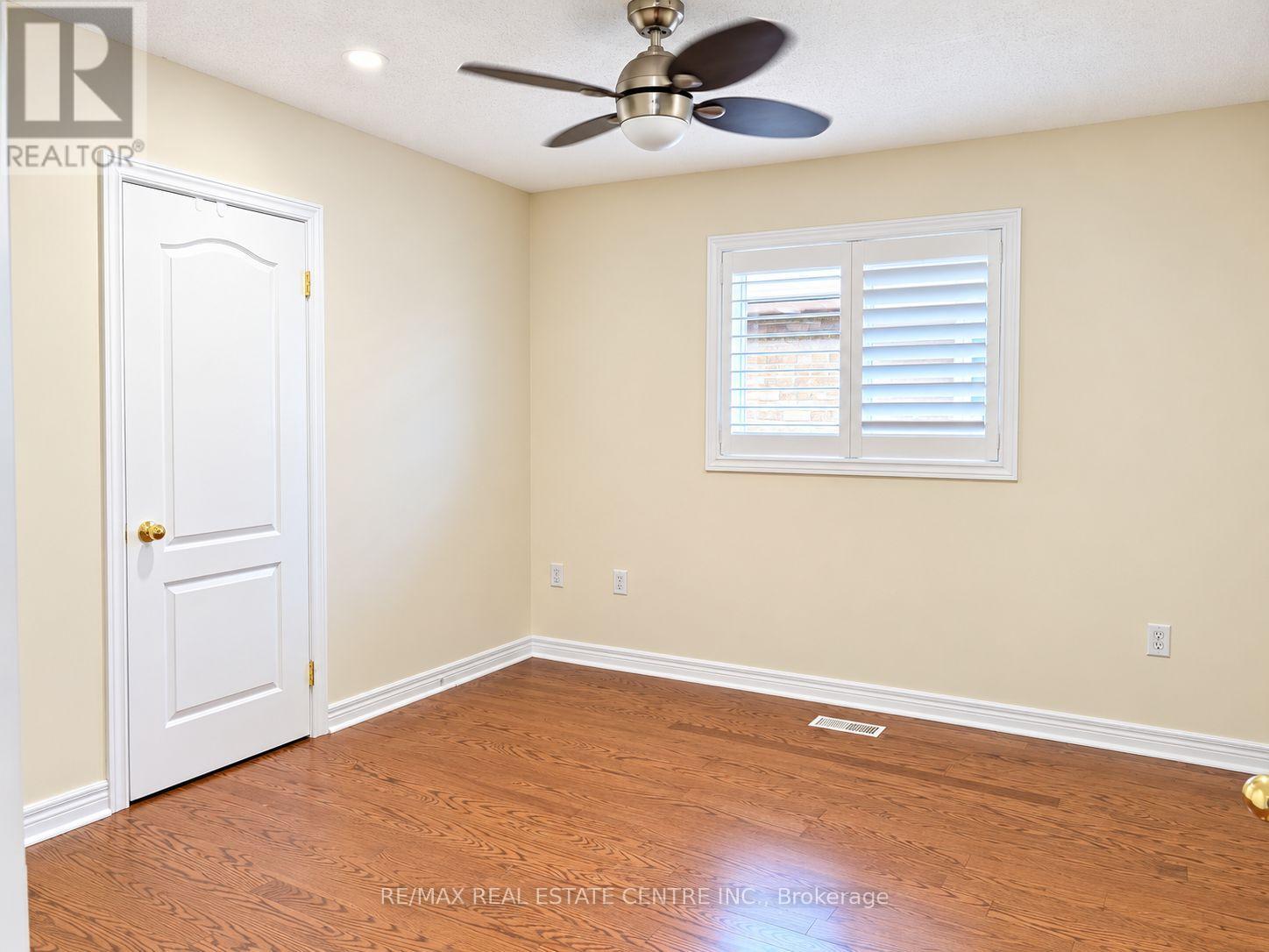 1302 Renfield Drive, Burlington, ON photo 26